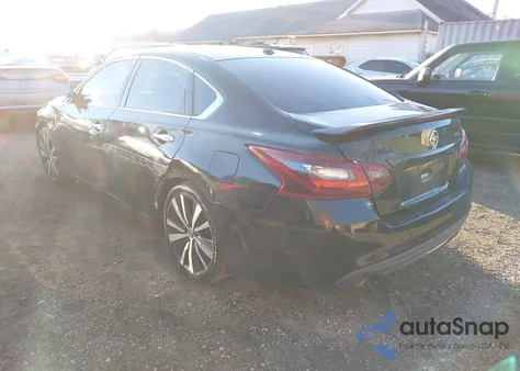 2018 Nissan Altima 2.5 Sr из США, поврежденный, VIN 1N4AL3APXJC223340